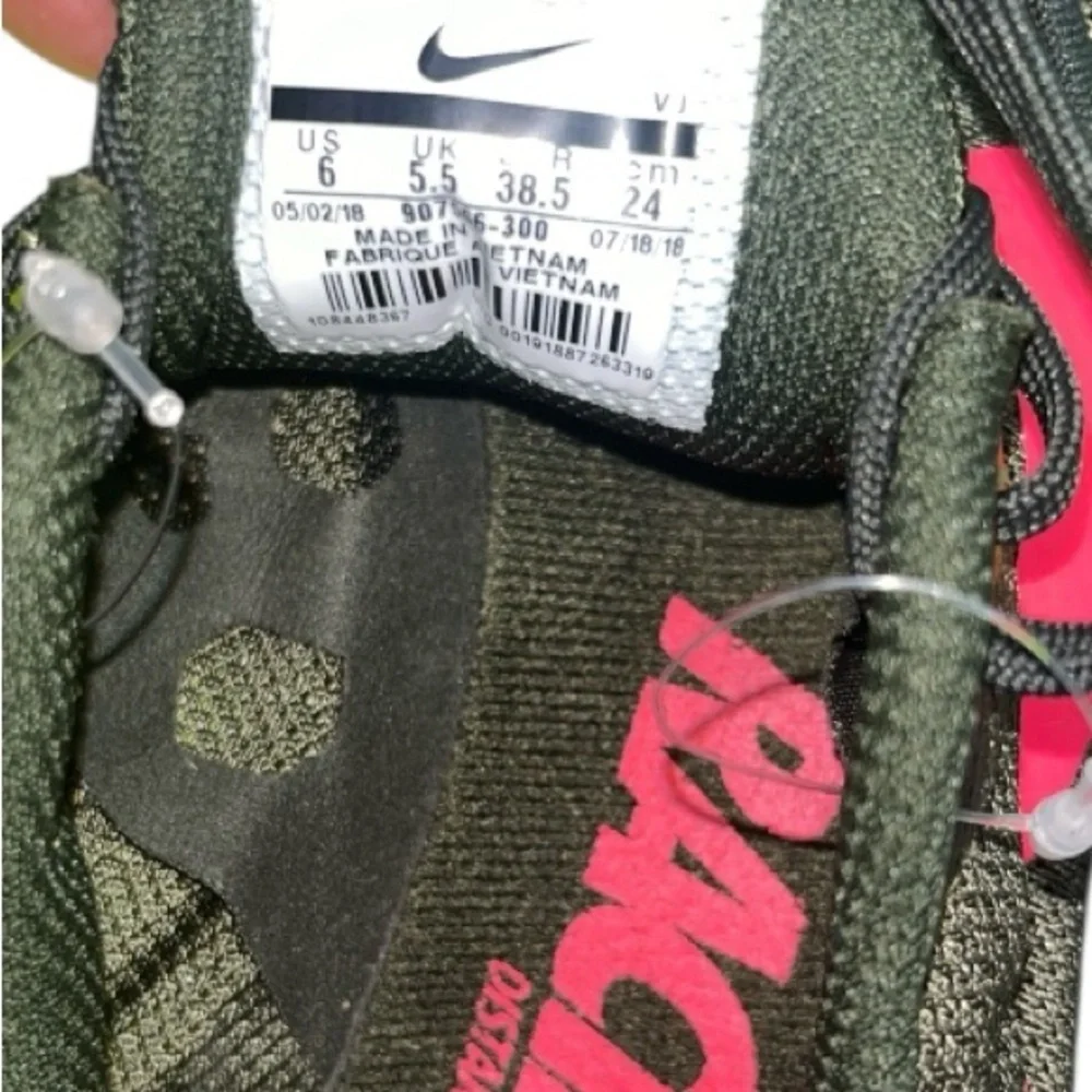 Nike Track Spikes Zoom Rival athletic shoes size 6